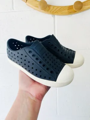 Black Jefferson Shoes, size 11 (C11)