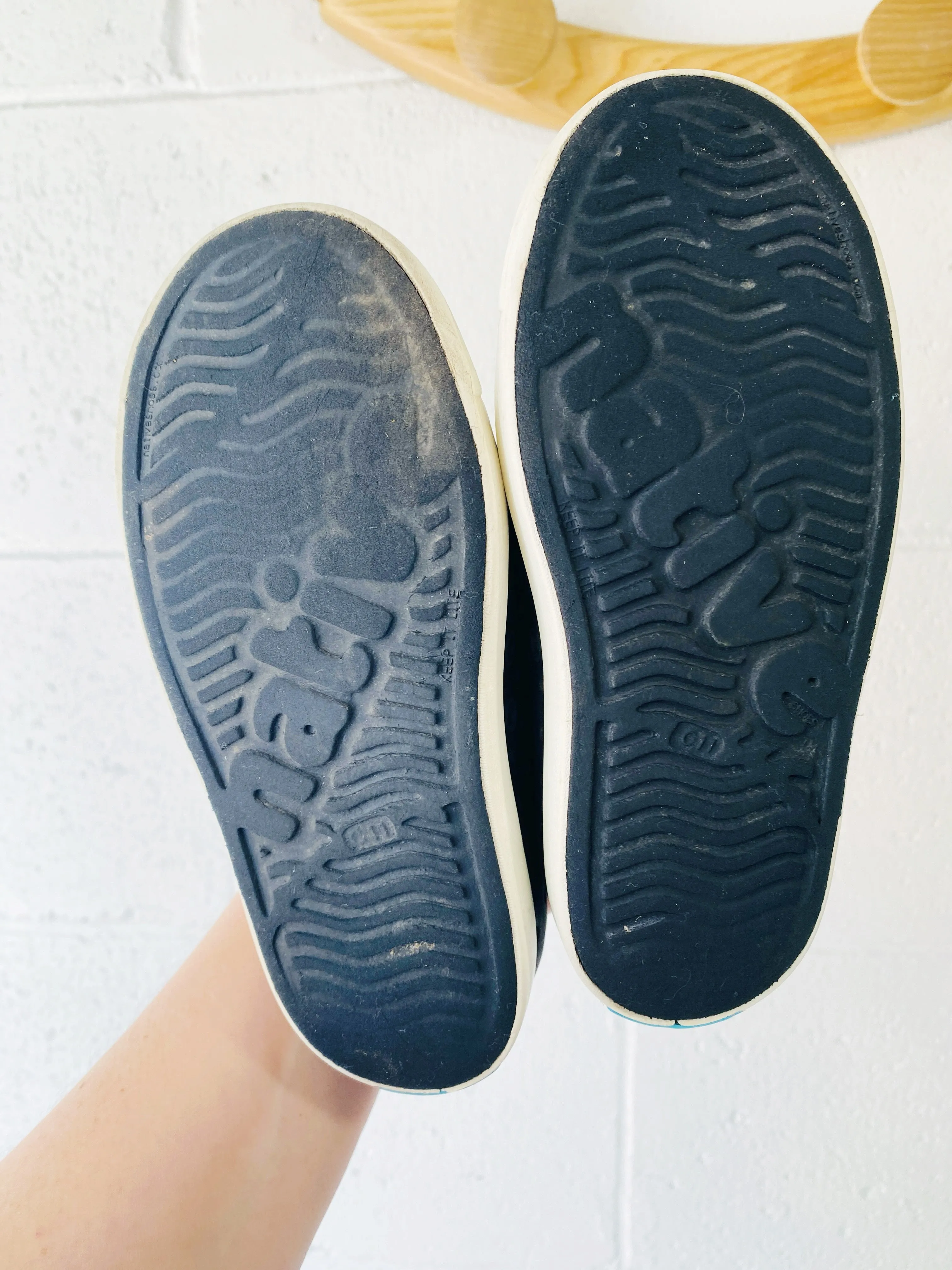Black Jefferson Shoes, size 11 (C11)