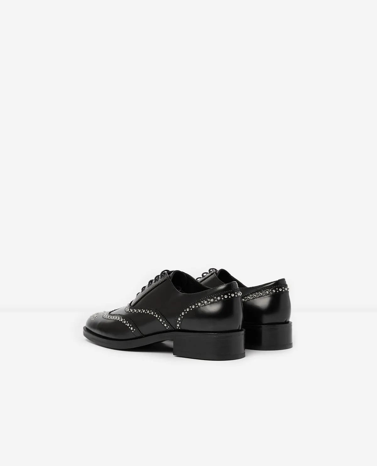 Brogues cuir noir clous