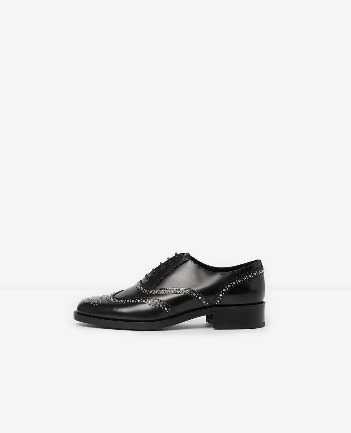 Brogues cuir noir clous