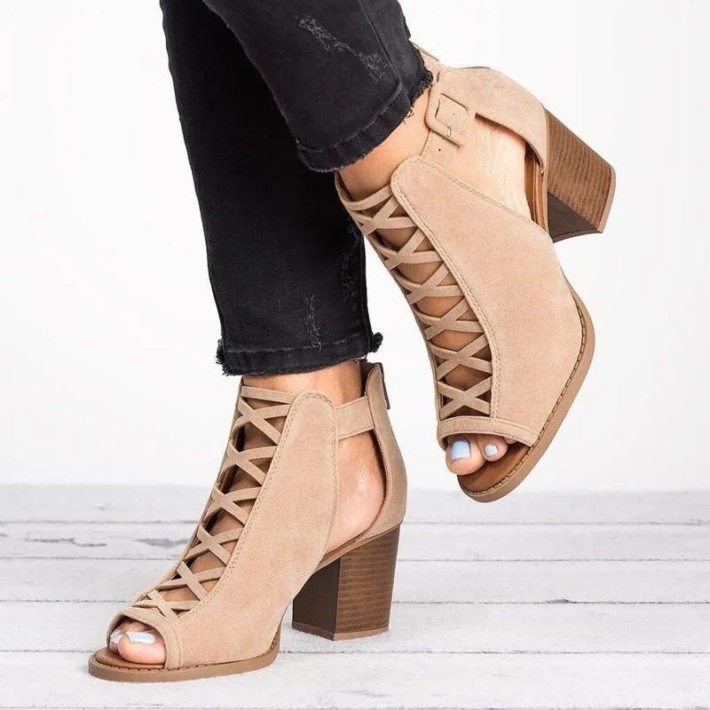 Chicvane Criss Cross Straps Gladiator Shoes Chunky Heel Sandals