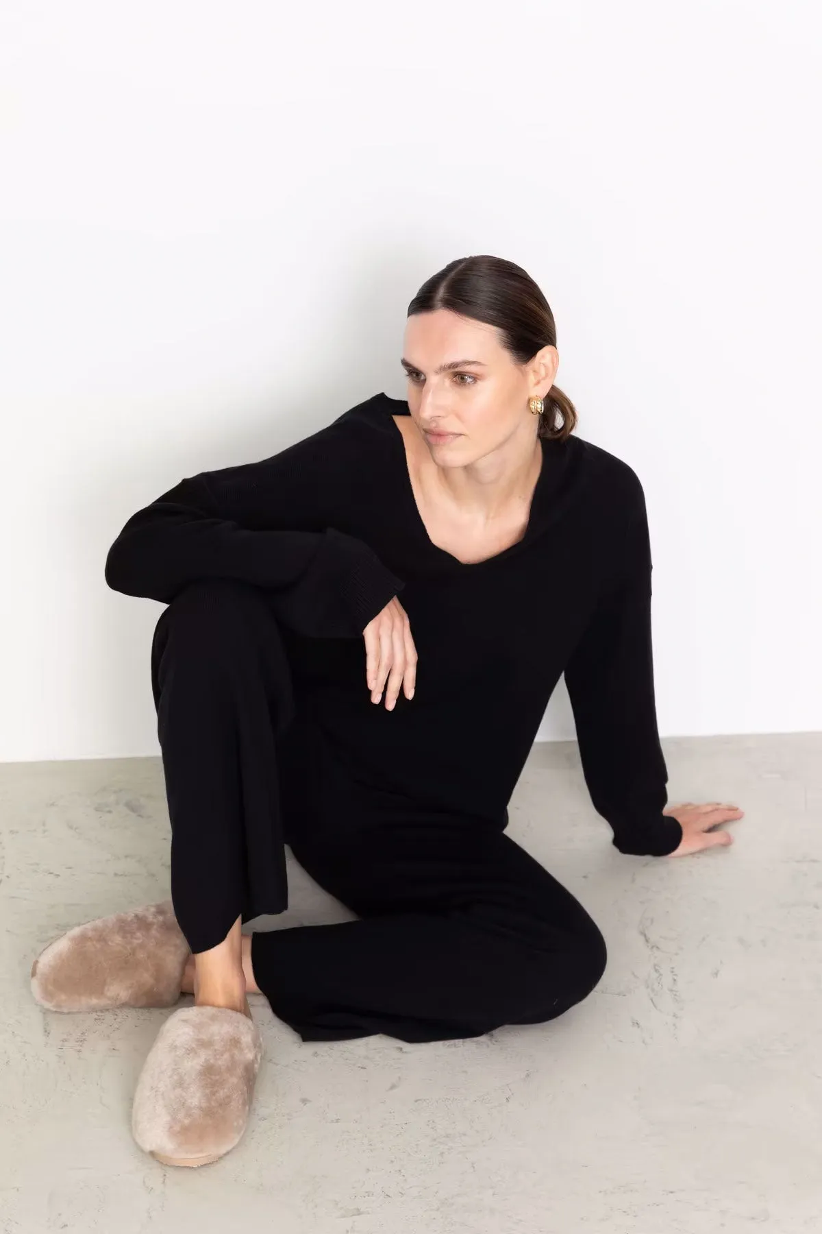 Cozy Slippers - Taupe