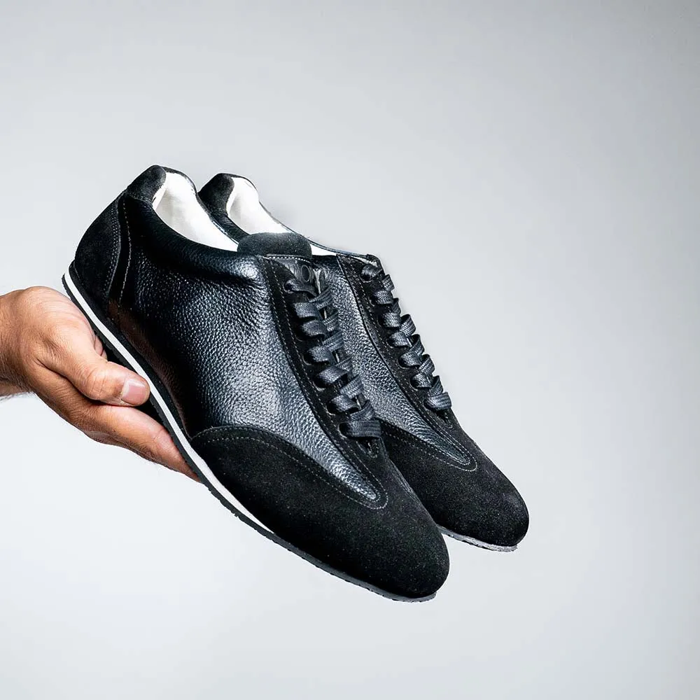 Double Black Ultraflex Sneakers