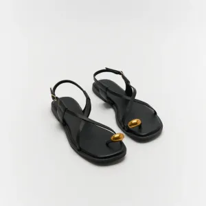 ELIANA SANDAL