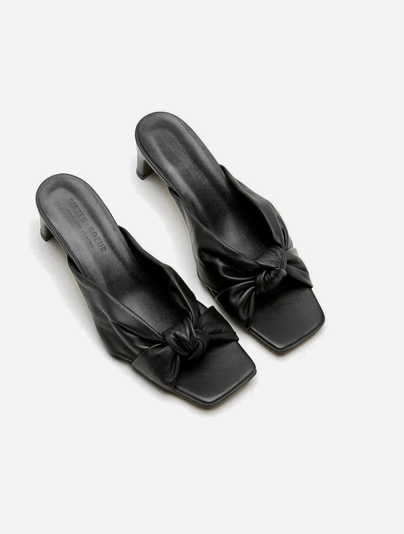 Estelle Mule