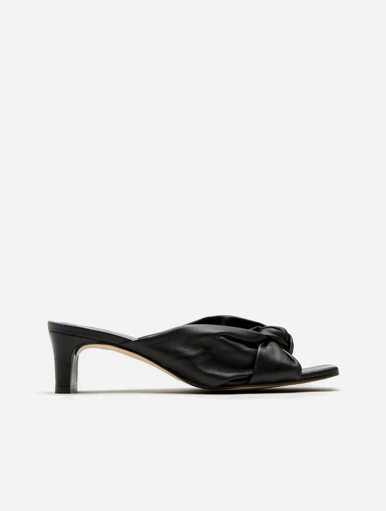 Estelle Mule