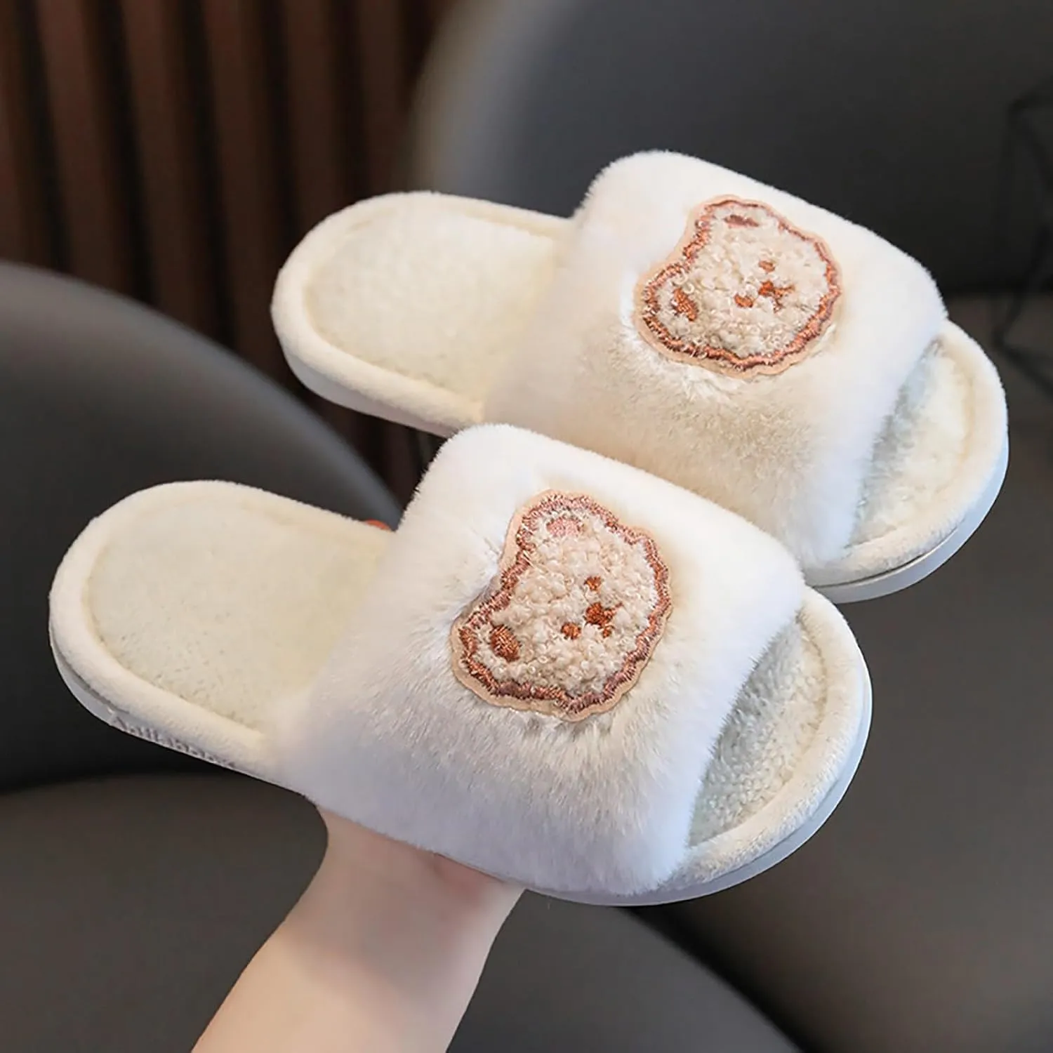 Girls Fluffy Slippers Kids Cute Fuzzy Slippers Open Toe Warm Faux Fur Slides Cartoon Indoor Outdoor Warm Shoes