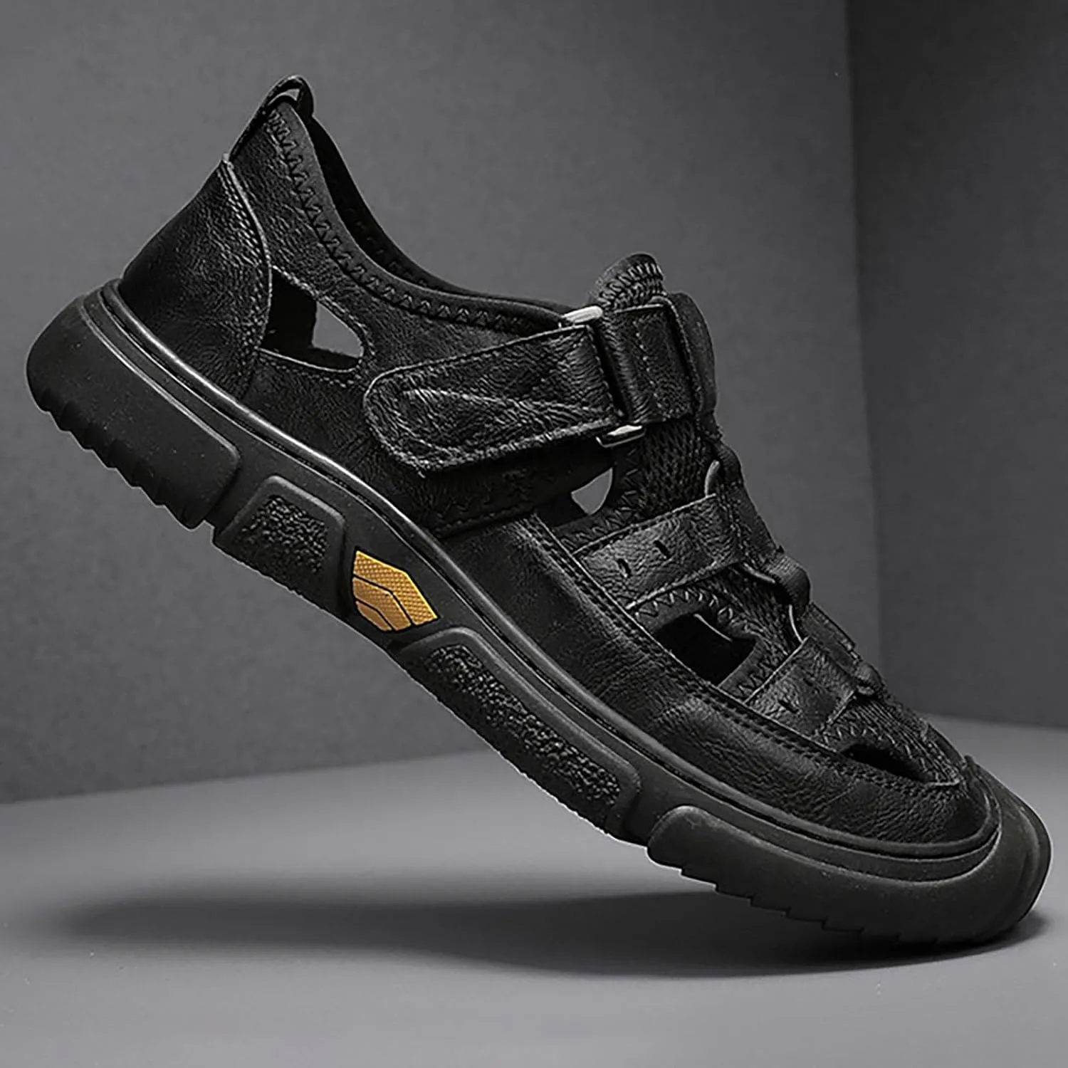 Men's Outdoor Casual Shoes Mesh Shoes Non Slip Breathable Sports Hiking Shoes Travel Hiking Shoes mens sandals