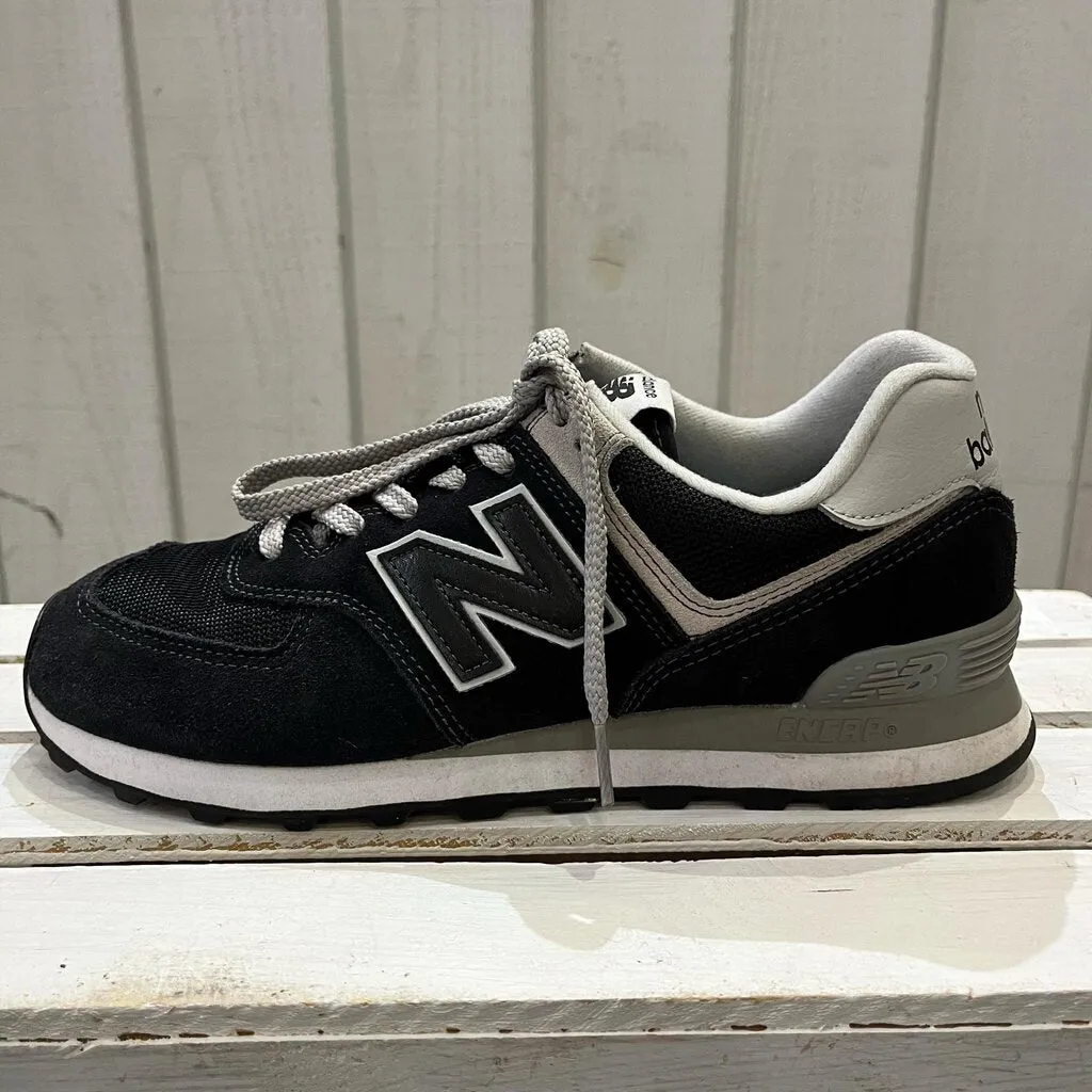 New Balance Core 574 Trainers - Size 10