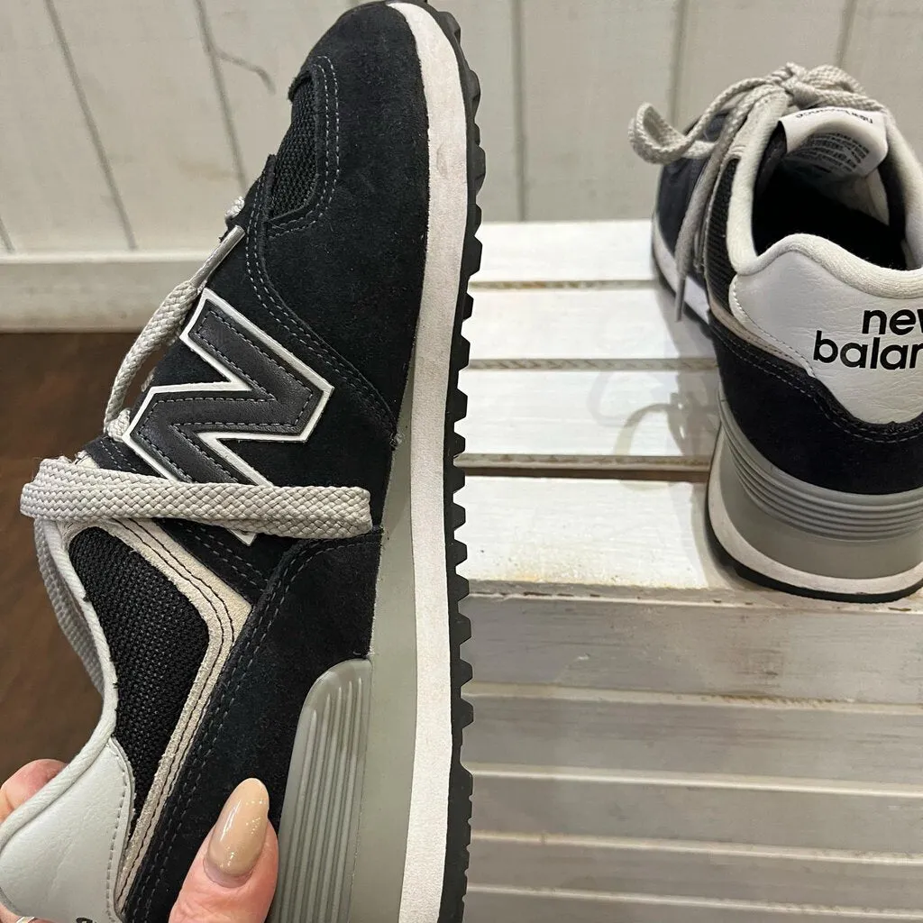 New Balance Core 574 Trainers - Size 10