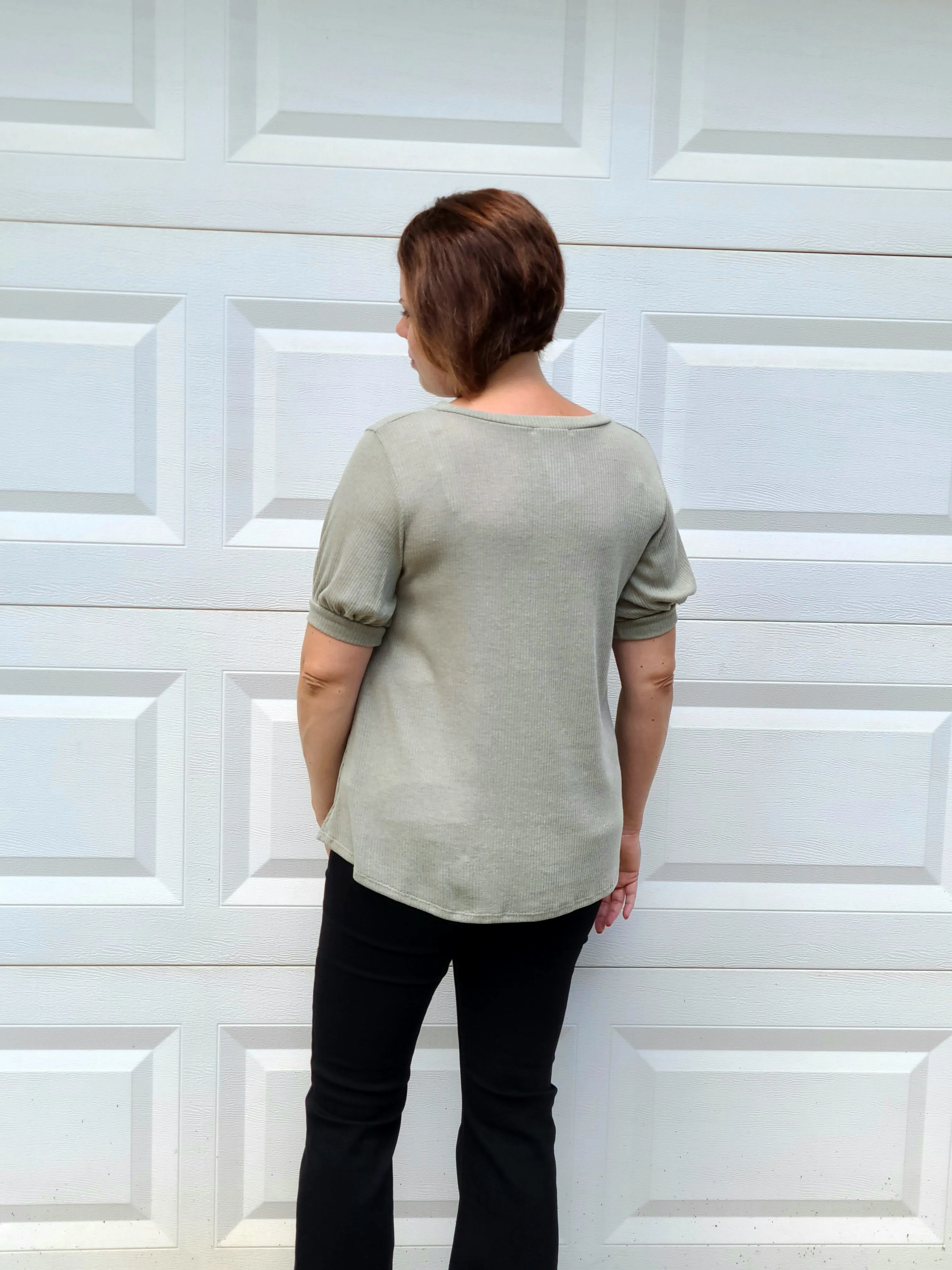 Puff Sleeve Ribbed Top in Green