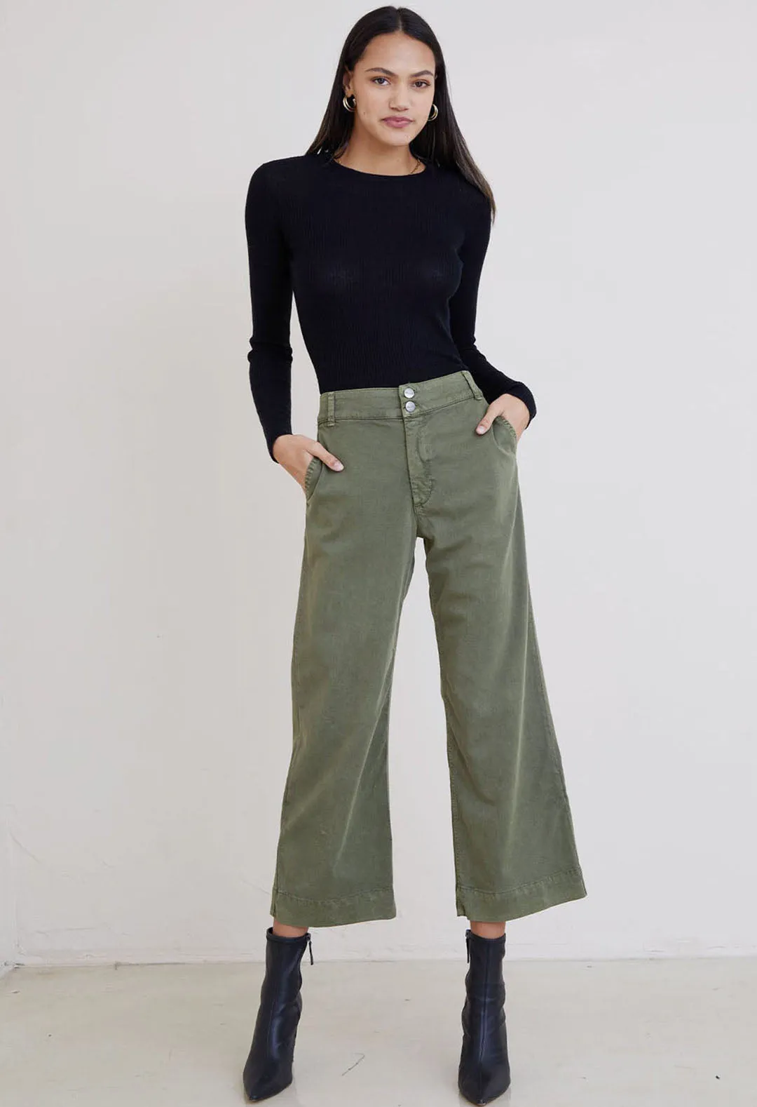 Saige Wide Leg Crop