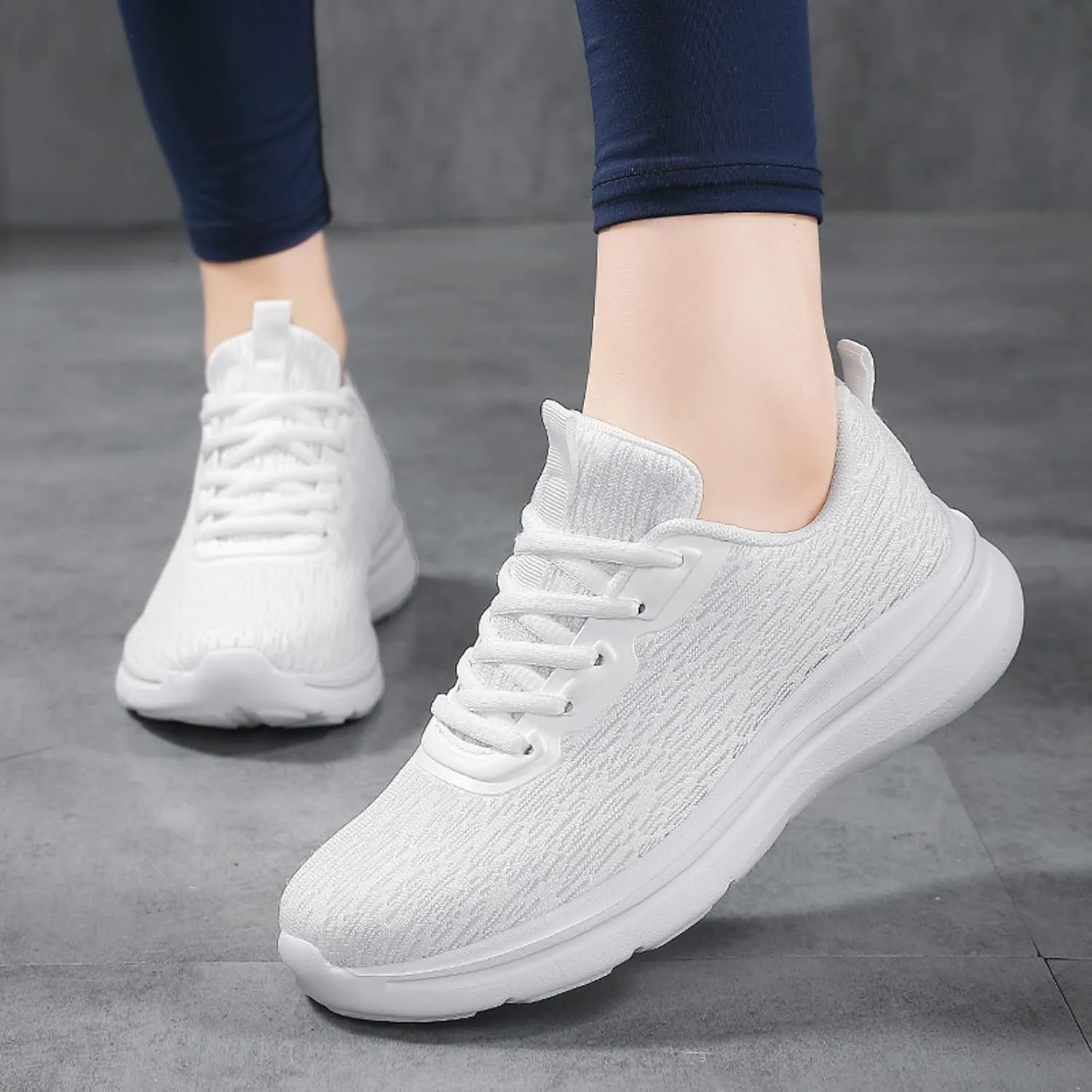 Shoe Made with Natural Materials Men Sports Shoes Fashion New Pattern Simple Solid Color Couple Flat Bottom Mesh
