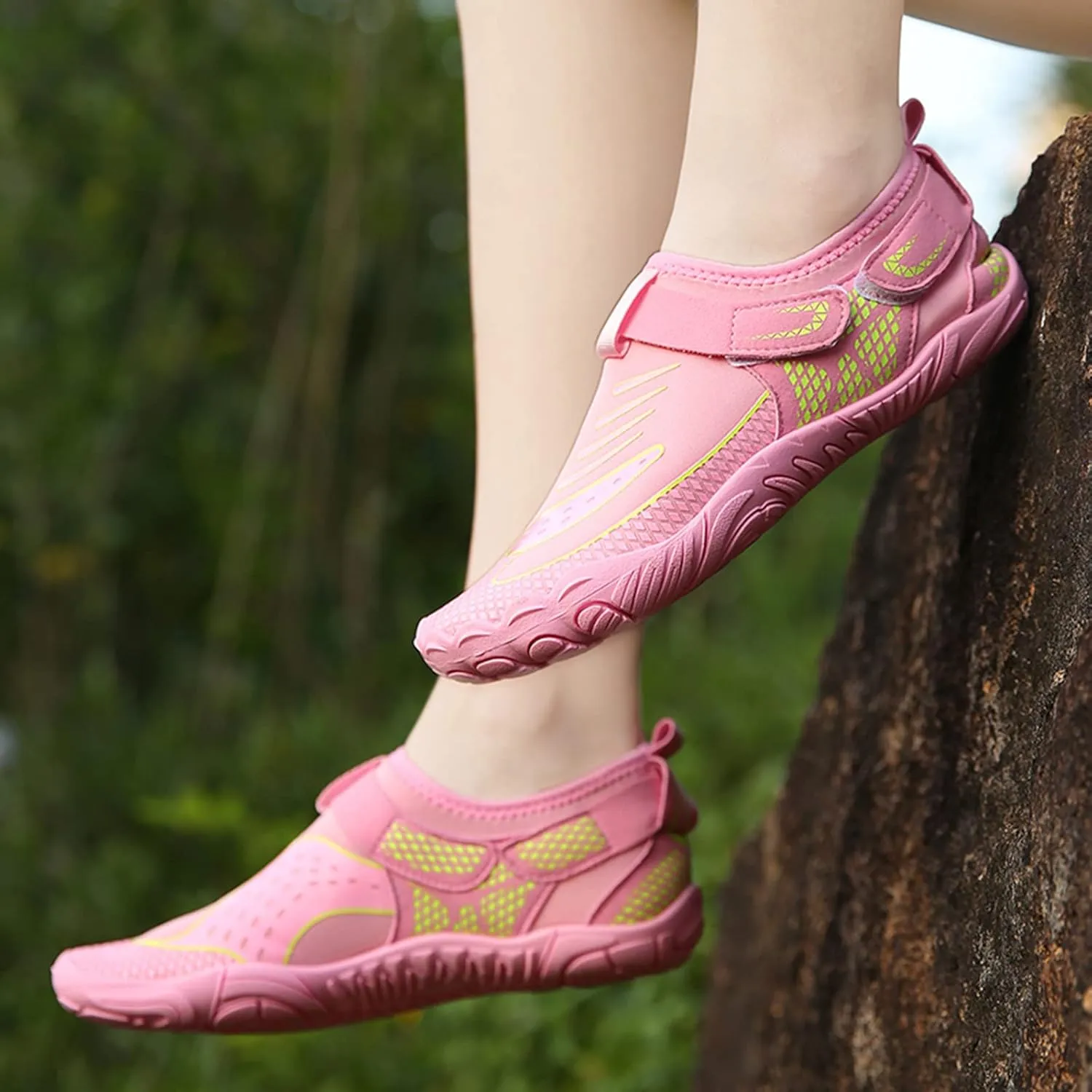 Summer Water Shoes Men and Women Quick Drying Shoes Hiking Swimming and Diving Tracing Sneaker for Men