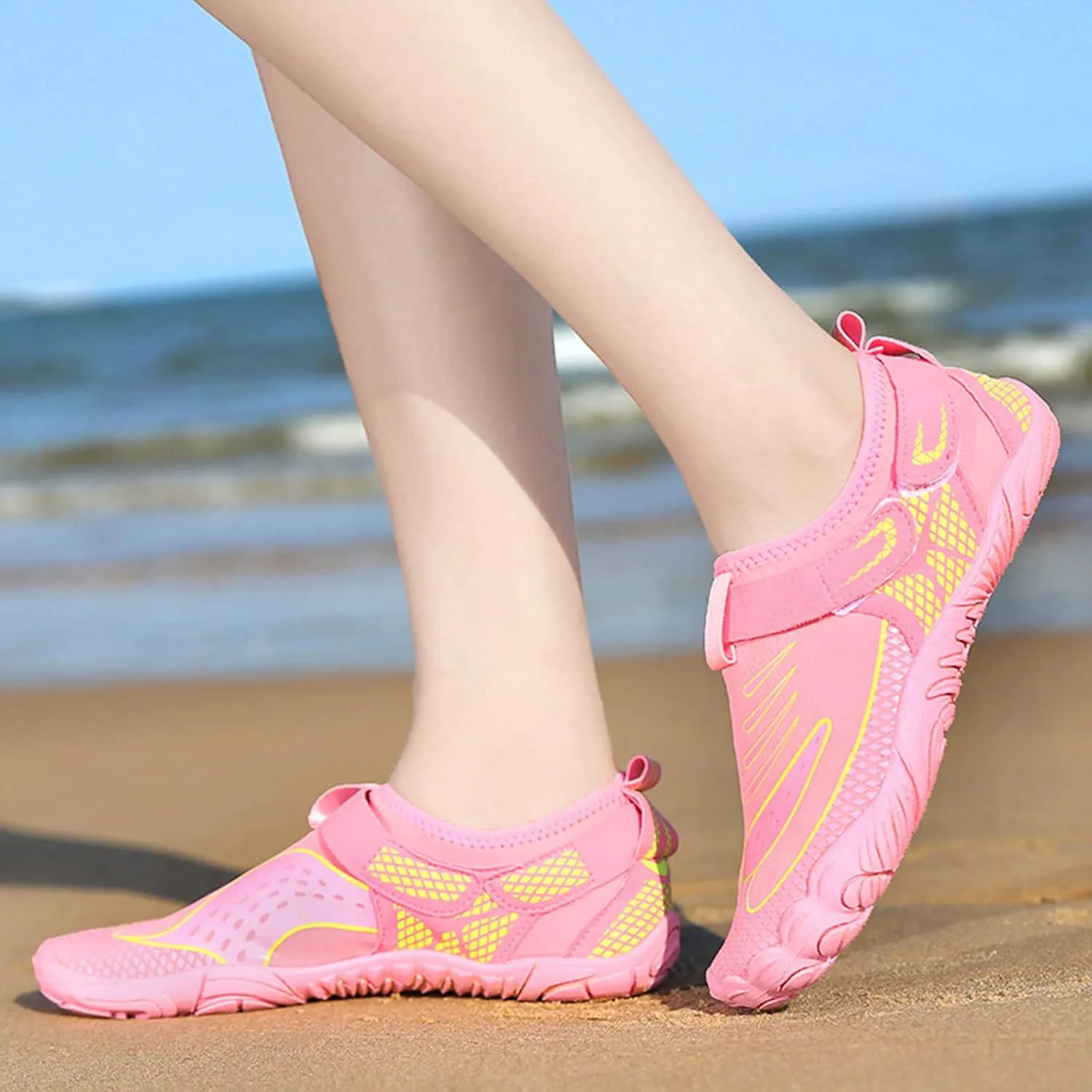 Summer Water Shoes Men and Women Quick Drying Shoes Hiking Swimming and Diving Tracing Sneaker for Men