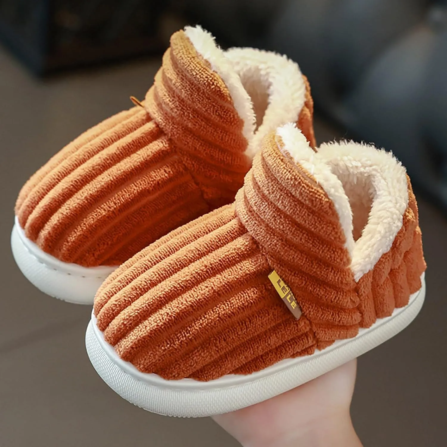Toddler Kids Plush Slippers Boys Girls Fuzzy Plush Fleece Slippers with Soft Anti-Skid Sole Slipper Slip-On Shoes