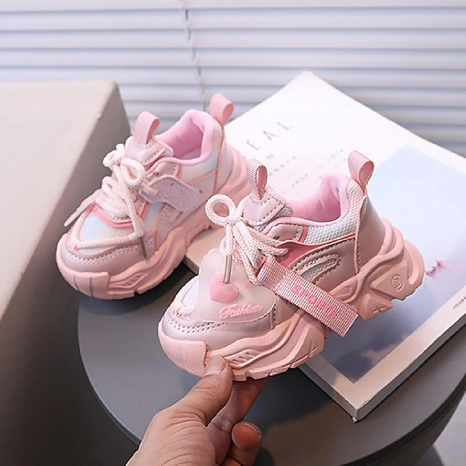 Toddler/Little/Big Kids Sneakers for Boys Girls Lace Up Athletic Sneakers Lightweight Breathable Running Tennis Shoes