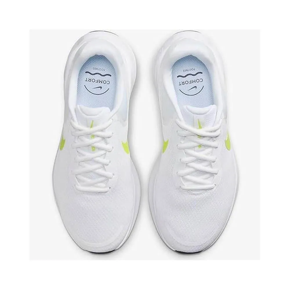 Women's Wide Fit Nike FZ6829-103 Revolution 7 Running Sneakers